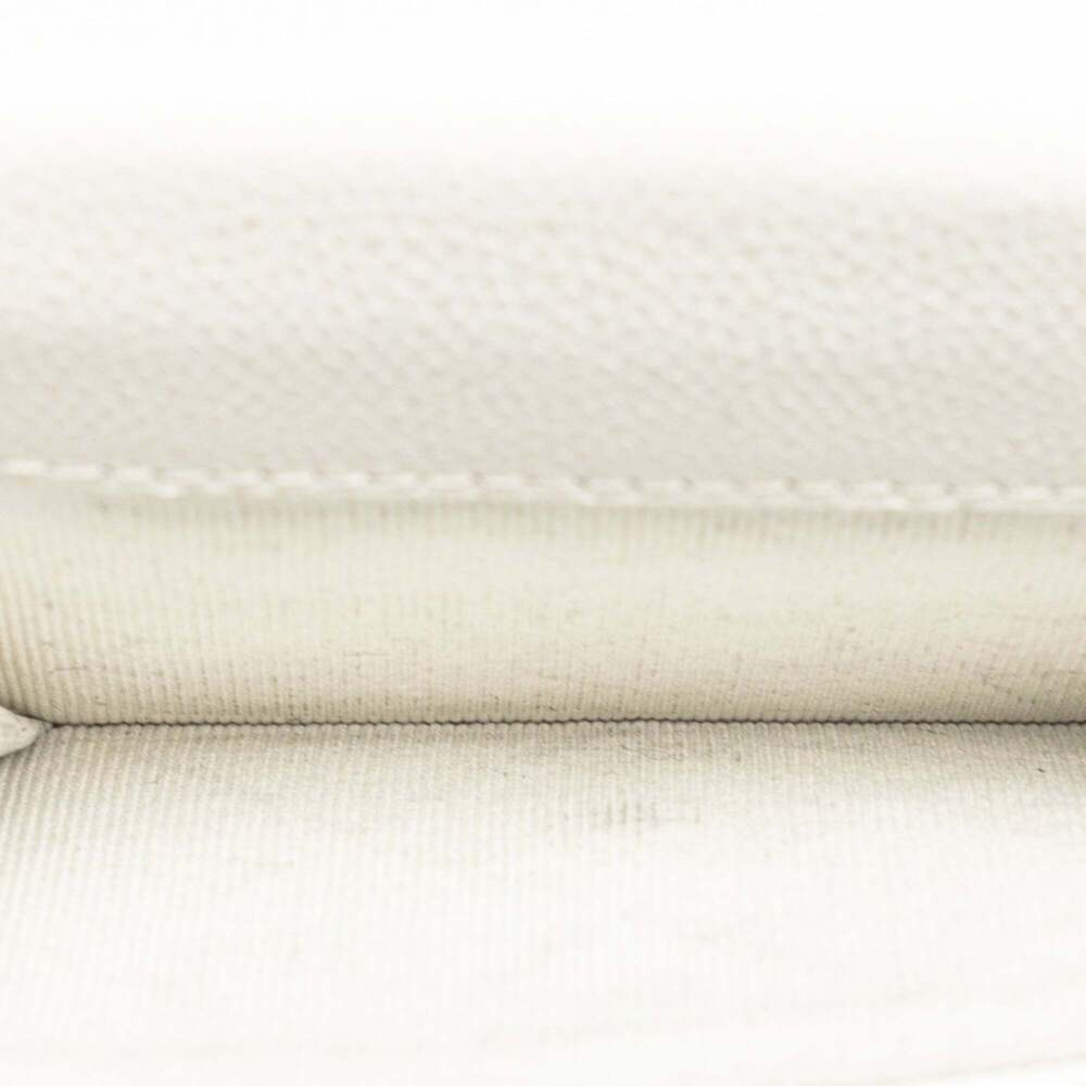 CHANEL Authentic White Caviar Leather Logo Wallet - Picture 6 of 13